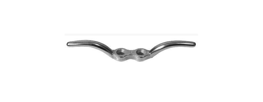 Accessoires et quincaillerie d'accastillage en inox